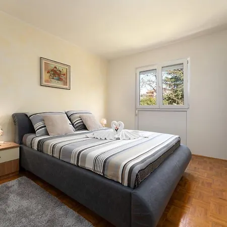App Dinora Apartment *